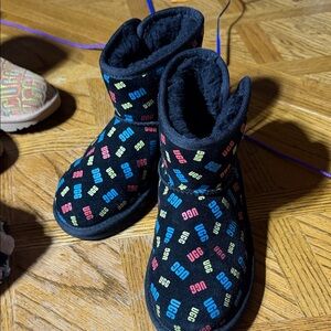 UGG Kids Jona Confetti boots size 2